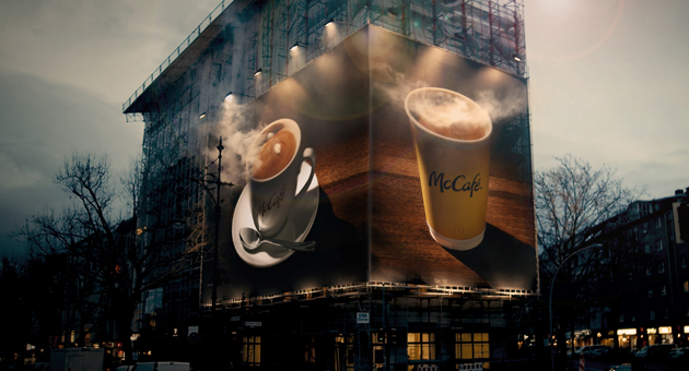 Fr McDonalds wurde eine frisch gebrhte, heie Tasse Kaffee mithilfe eines Dampferzeugers zum Leben erweckt - Quelle: Scholz & Friends